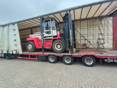 oversized transport - transport ponadgabarytowy